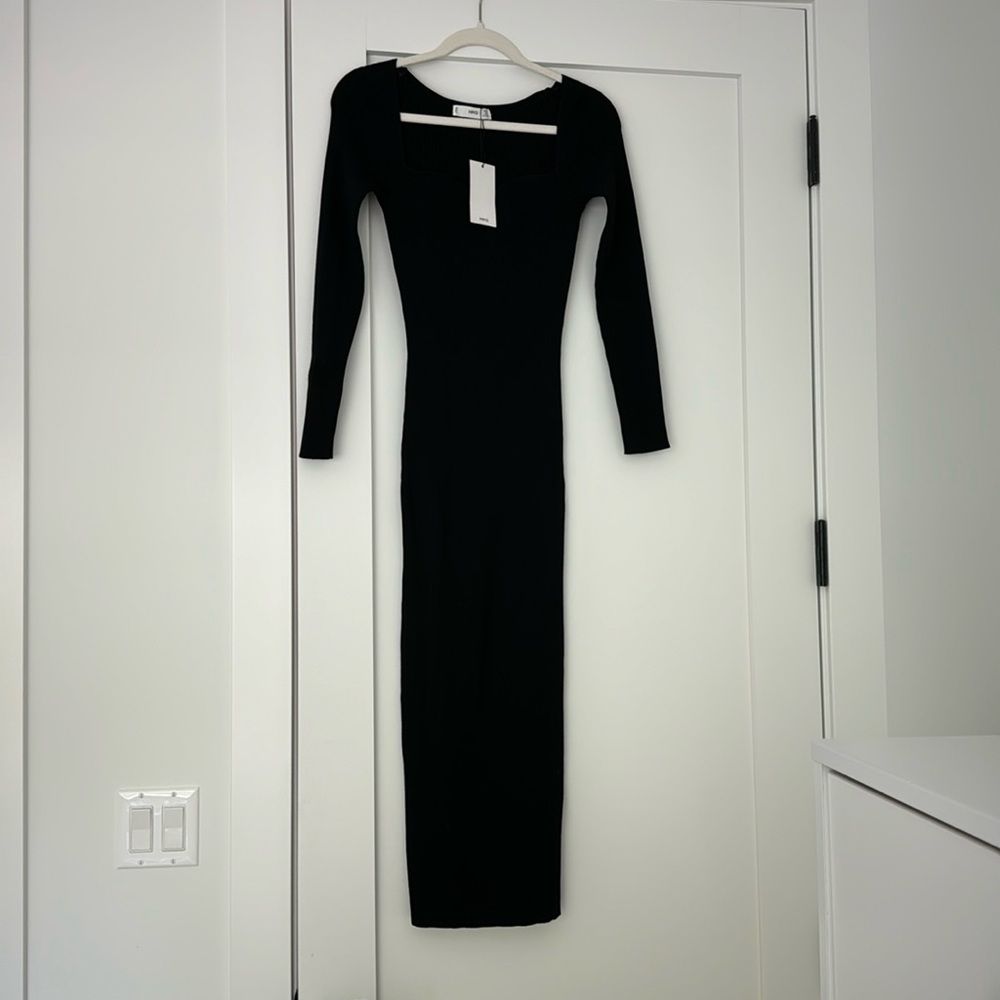 NWT Mango black body con long sleeve dress